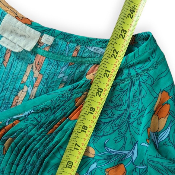 Vanessa Virginia Green & Orange Pintucked Poppy Swing Blouse - Picture 9 of 10